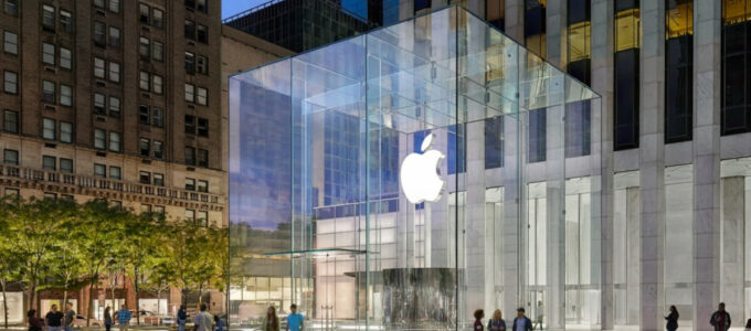 Apple umožní zákazníkům nákup produktů v obchodě a jejich doručení na adresu.