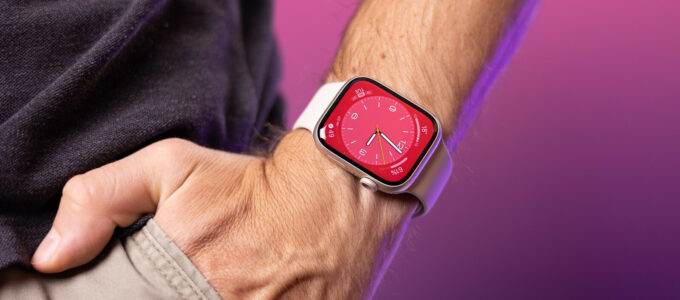 Ušetřete 100 $ na Apple Watch Series 8 v obchodě Walmart