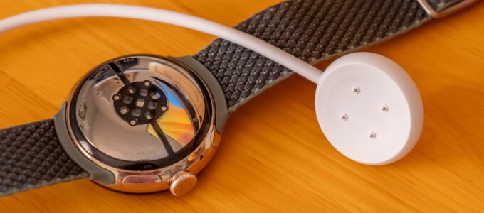 Pixel Watch 2 umožňuje snadnější odemknutí bootloaderu