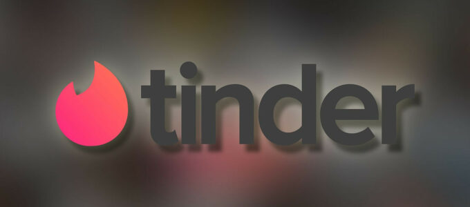 "Tinder přichází s novou funkcí Matchmaker, která umožňuje uživatelům pozvat až 15 blízkých osob k vyhledávání a doporučování potenciálních partnerů."