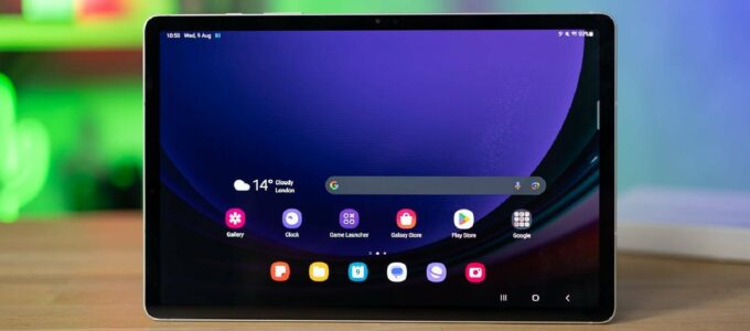 Samsung zdarma přidává klávesnici ke Galaxy Tab S9, který už má i stylus.