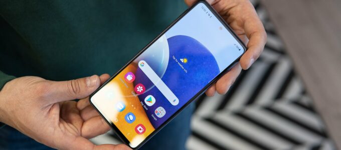 Galaxy A72: První Samsung s Androidem 14 v roce 2024