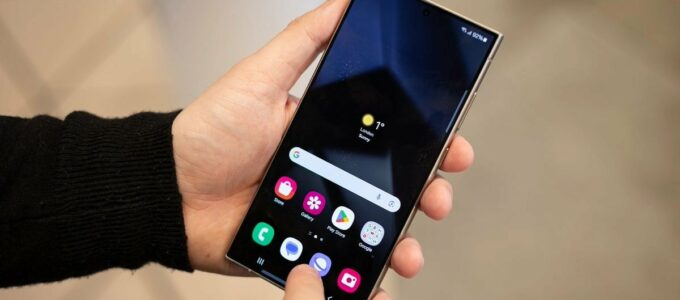 Připravte se majitelé Galaxy S23: One UI 6.1 a AI funkce přicházejí v březnu