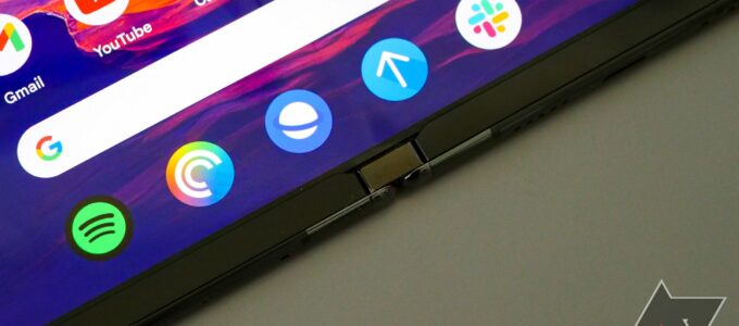 Nový Android 15 DP2 obnovuje připnutelnou lištu úkolů na tabletech a sklopných zařízeních