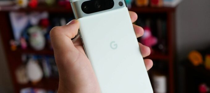 Máte si kupovat Google Pixel 8 nebo raději počkat na Pixel 9?