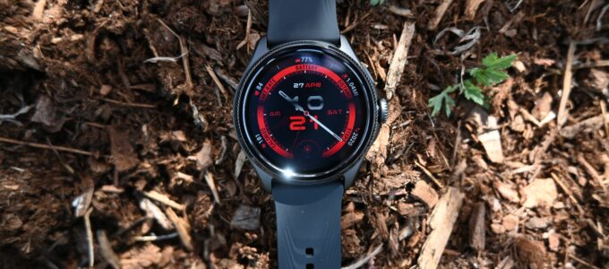 TicWatch Pro 5 Enduro: Vylepšení ve správném směru