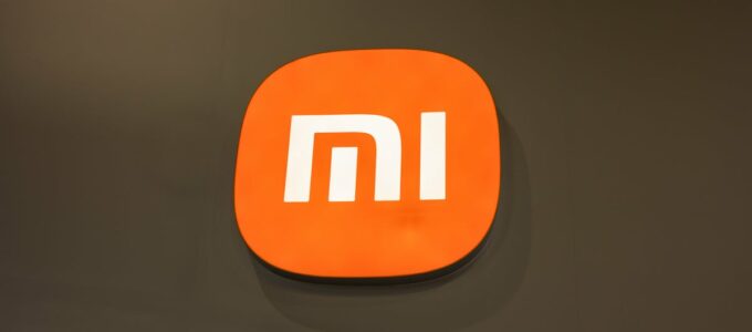 Xiaomi Mix Flip s nejrychlejším nabíjením mezi sklopnými telefony