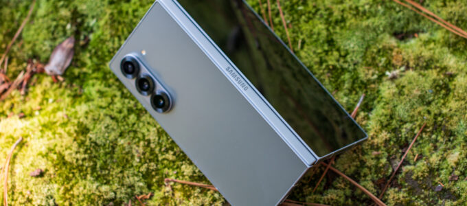 Samsung Galaxy Z Fold 6: Mistr vylepšení v prvním hodnocení