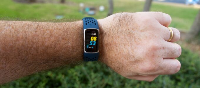 Staré Fitbit a Pixel hodinky získají zdarma Fitbit Premium funkci