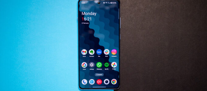 OnePlus vlajkový model zlevněn o 20 % během říjnového Prime Day