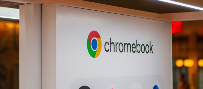 Samsung a Lenovo představily nové Chromebooky, Google aktualizoval ChromeOS