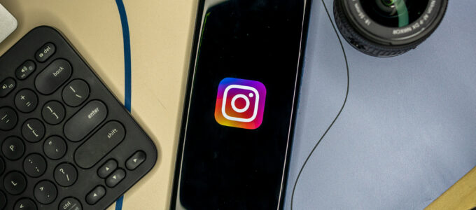 Instagram nabízí tlačítko pro reset doporučení obsahu.