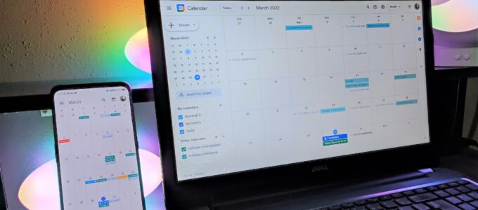 Google Kalendář na webu získává Gemini v panelu Workspace