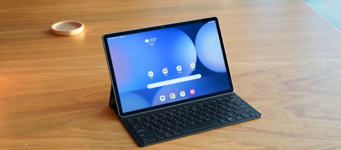 Samsung Galaxy Tab S10 potřebuje Photoshop pro úspěch. Proč?